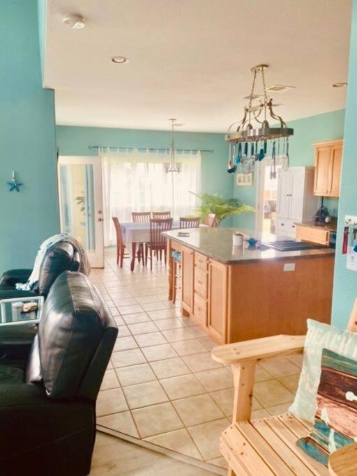 Sunny Delight - Sleeps 10 - Generous Space! Bolivar Peninsula Exterior foto